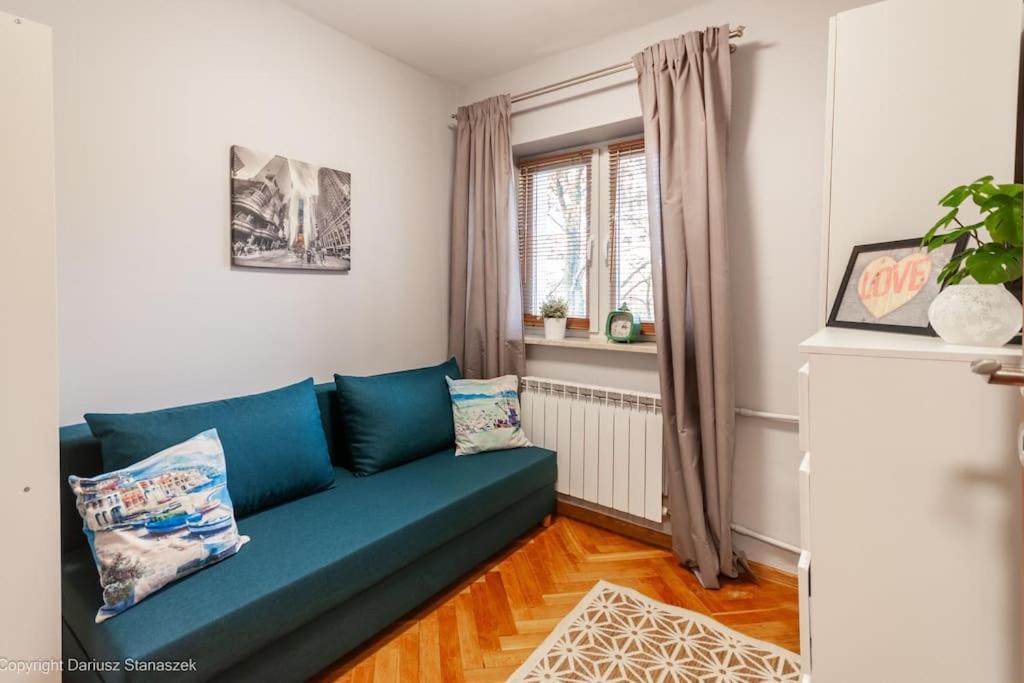 Superapart Woloska 40 Warschau Exterior foto